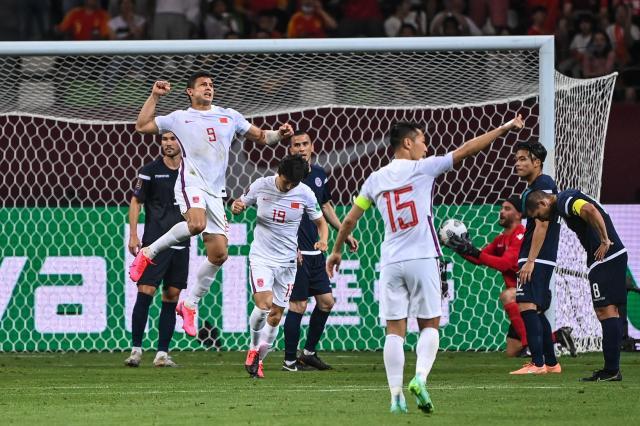 乐鱼官网官方网站-足协：国足计划6月2日包机去迪拜 大概率影响中超